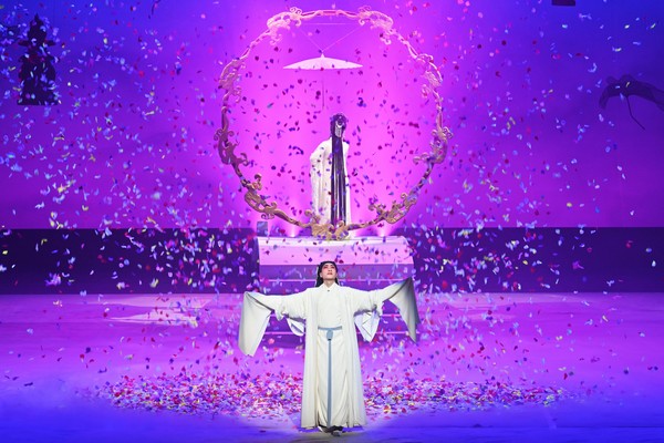 《白蛇传·情》剧照 (7).jpg