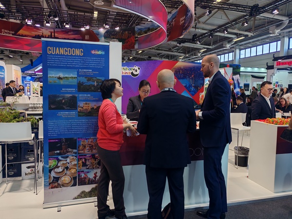 第1一张：VOID
海外推广中心1.jpeg