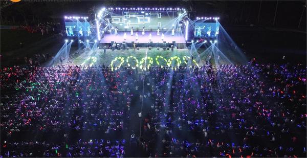 图片2 汕尾市“四季村歌”陆河草坪音乐会.jpg